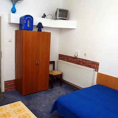 B&B Bianco Nero 3*